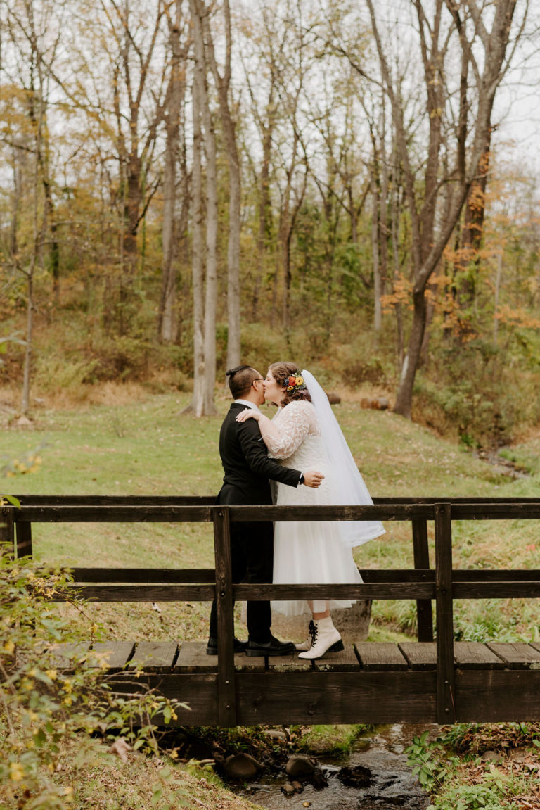 Beautiful Fall Wedding at Rustic Ridge View Farm - nicoleadrianna.com