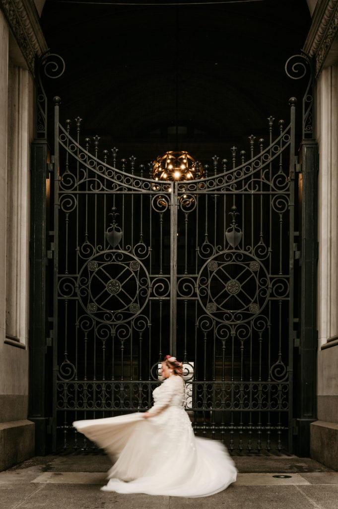 Bride and groom photos for wedding in PA at The Mutter Museum 